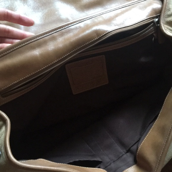Coach Bag - Picture 4 of 4